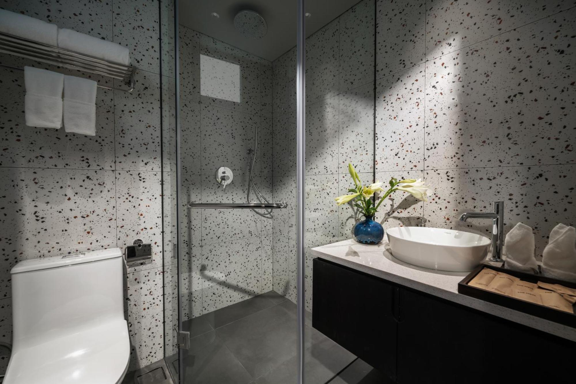 The Hem Hotel And Apartment Da Nang Buitenkant foto
